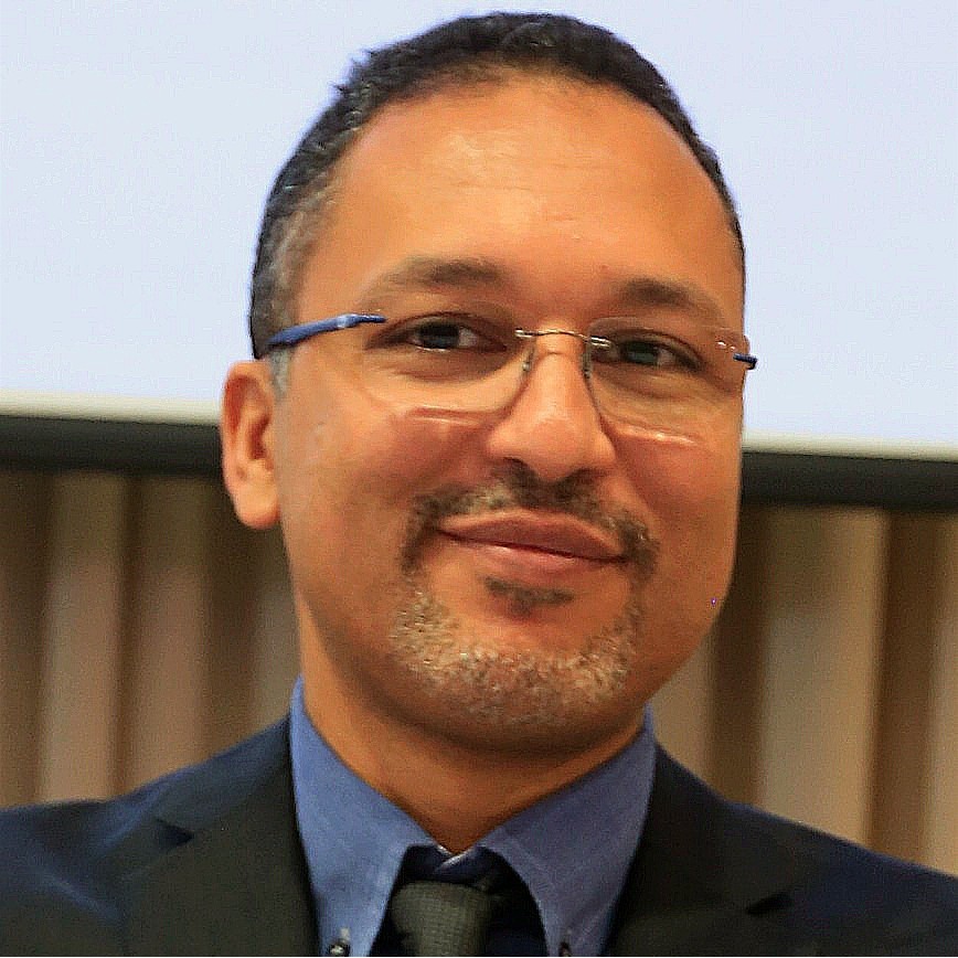 Dr. Lenine Angelo Alves Silva